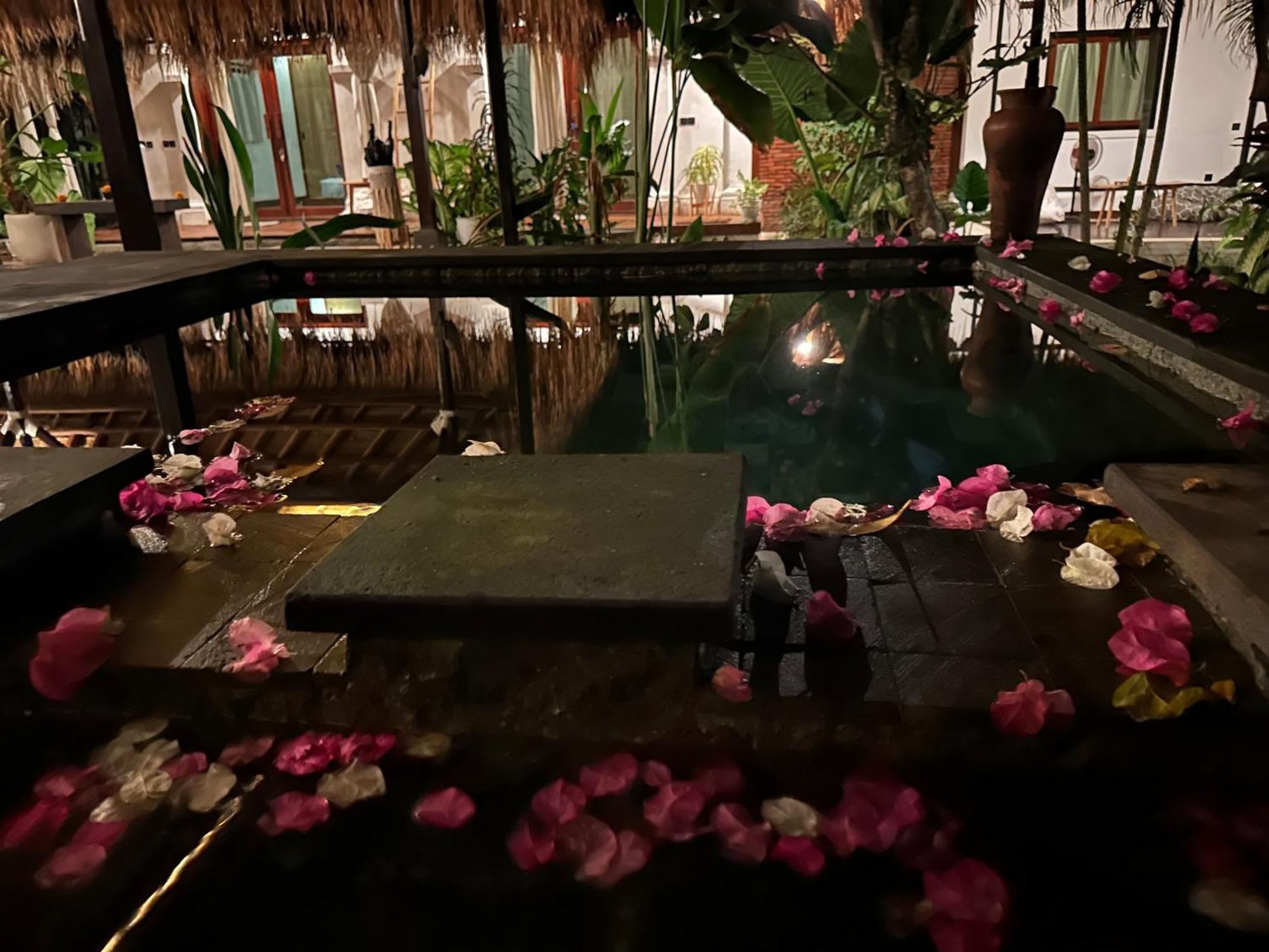My Secret Home Seminyak Exteriör bild